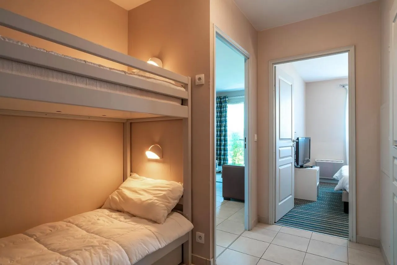 Apartment Les Thermes 404 - Appt Proche Plage Avec Piscine Partagee Concarneau
